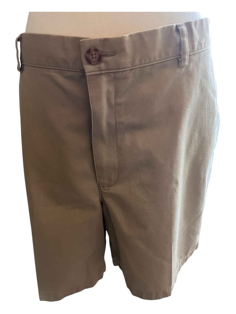 Men’s L.L. Bean Size 36 Shorts Classic-Fit 8” Dark Khaki